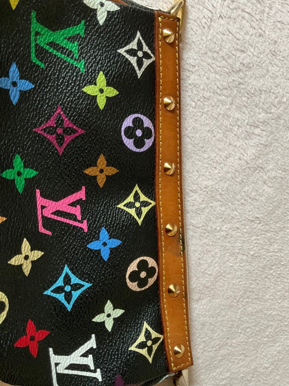 Louis Vuitton Vintage Multicolore Multicolor Monogram Pochette Accessoires Black - Picture 11 of 15